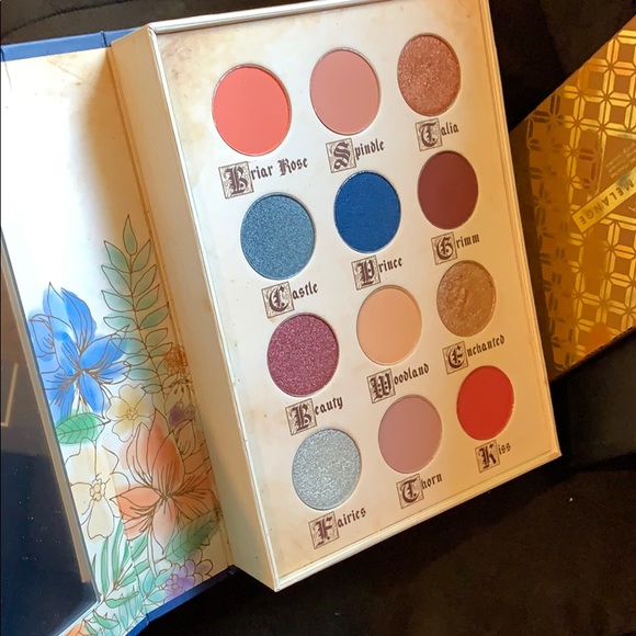 Pallets (3) - Picture 7 of 8